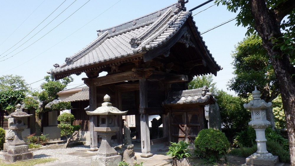 堀田温泉にある歴史あるお寺