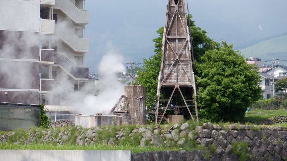 鉄輪温泉にある源泉塔