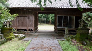 一ノ宮八幡社の入口