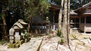 日吉神社境内の光景