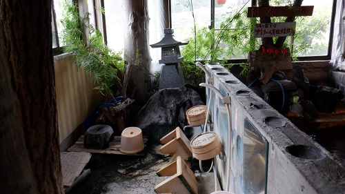 湯の屋台村のカラン