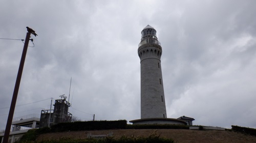 29.6mの高さがある角島灯台