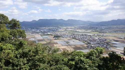 香山昇龍大観音展望台から見た原鶴温泉周辺