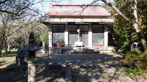 火の山神社の敷地内にある拝殿