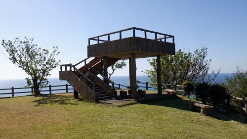 樺島灯台の近くにある展望台