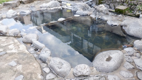 三朝温泉の河原風呂