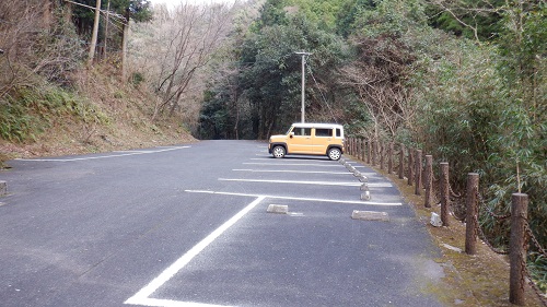 福貴野の滝駐車場