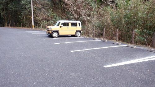 福貴野の滝展望台駐車場