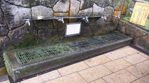 水の口湧水の給水蛇口