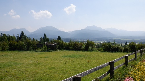 べべんこから見える山の光景