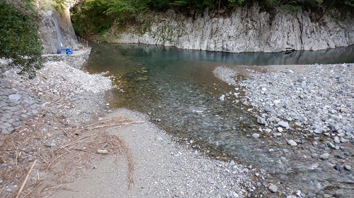 白滝公園で川遊びができる場所