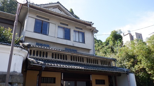 幸ヶ丘の建物全景