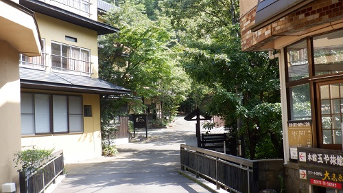 筋湯温泉の温泉街