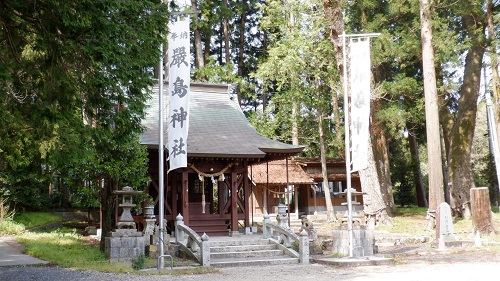 厳島神社の拝殿