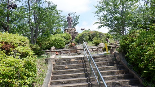 日和山公園の高杉晋作像